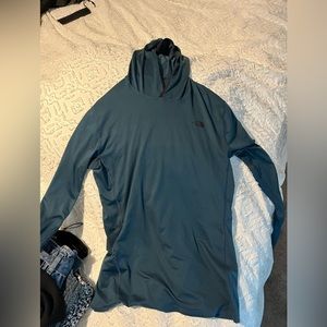 Men’s north face size medium- never worn